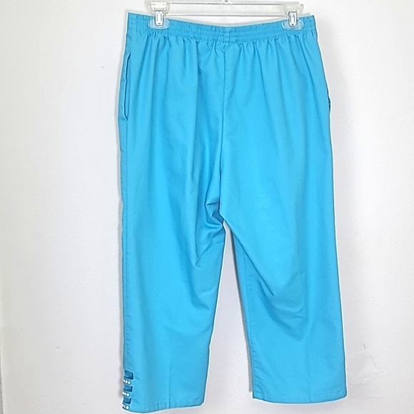 Alfred Dunner Capri Pants turquoise blue white ladder stud leg detailing pockets - Picture 3 of 6